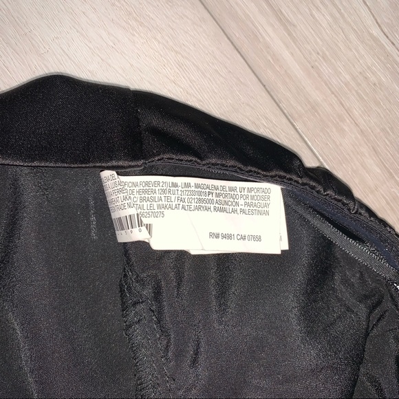 Forever 21 Satin Strapless Crop Top - Picture 11 of 13